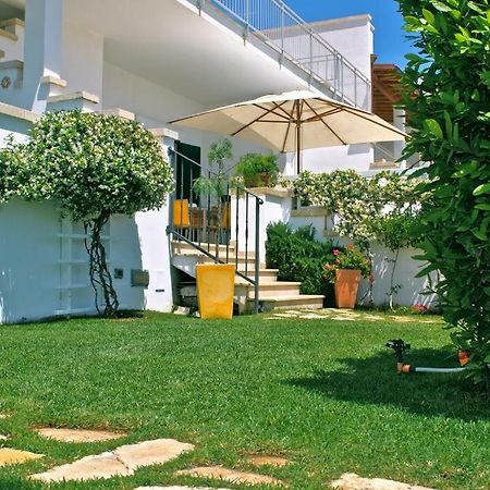 Leukasia Marina Di Pescoluse Exterior photo